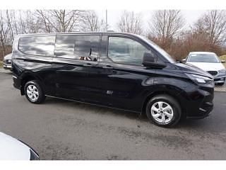 Gebraucht Ford Transit Custom 170 PS (125 kW) 2025 Schwarz Kombi