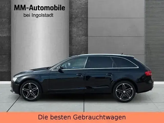 Gebraucht Audi A4 Ambiente 190 PS (139 kW) 2014 Schwarz Limousine