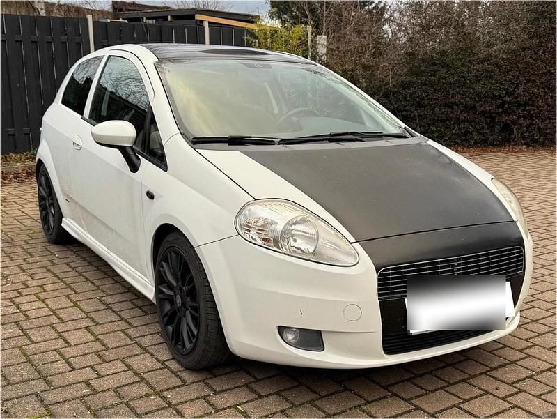 Gebraucht Fiat Punto 95 PS (69 kW) 2006 Weiß Kleinwagen