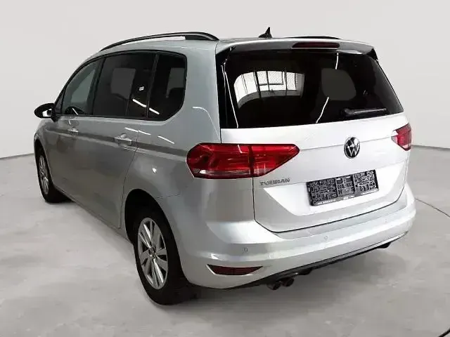 Gebraucht VW Touran Comfortline 150 PS (110 kW) 2021 Reflexsilber metallic Van / Kleinbus
