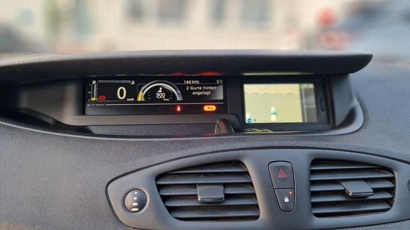 Gebraucht Renault Scénic III LIMITED 110 PS (80 kW) 2016 Van / Kleinbus