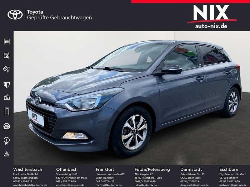 Grau Gebraucht 2018 Hyundai i20 Passion Limousine | 12.370 € (Etwas zu teuer) - Bild 1/4