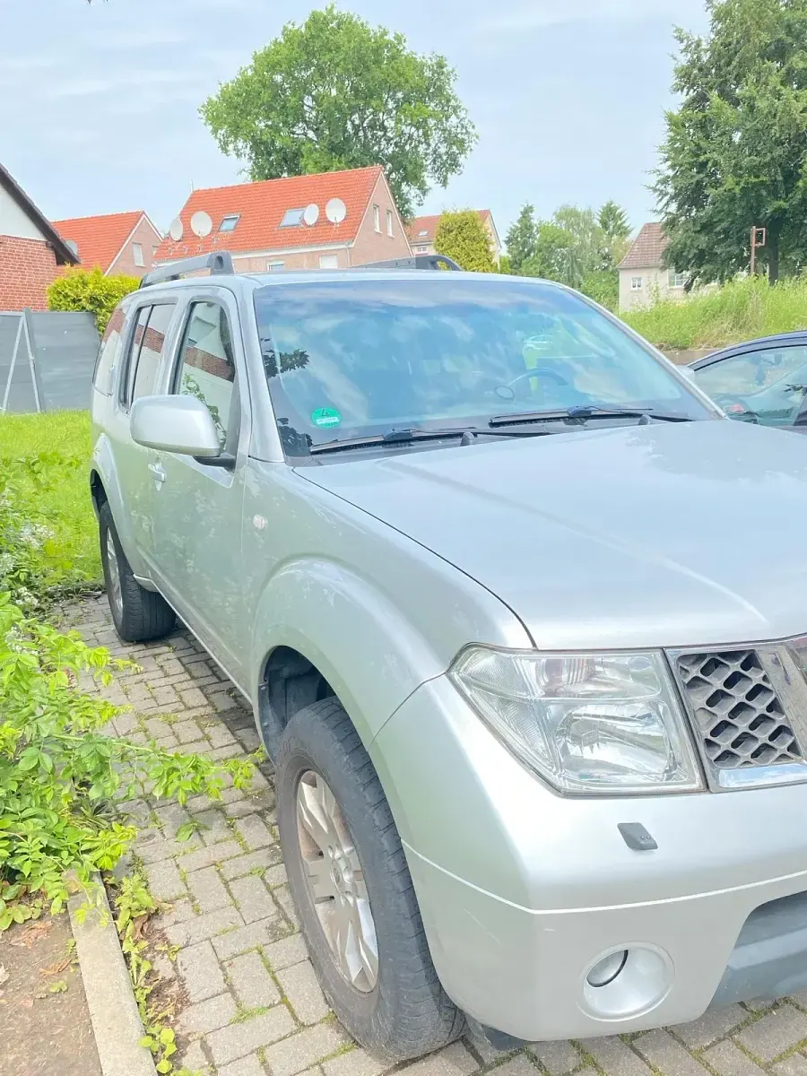 Gebraucht Nissan Pathfinder 171 PS (125 kW) 2005 Silber SUV