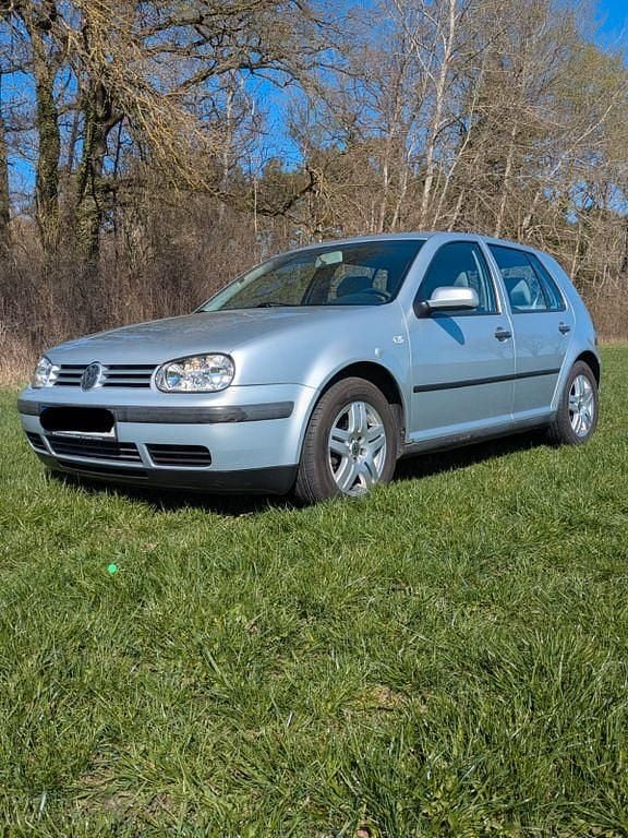 Gebraucht VW Golf IV Basis 105 PS (77 kW) 2002 Silber Limousine