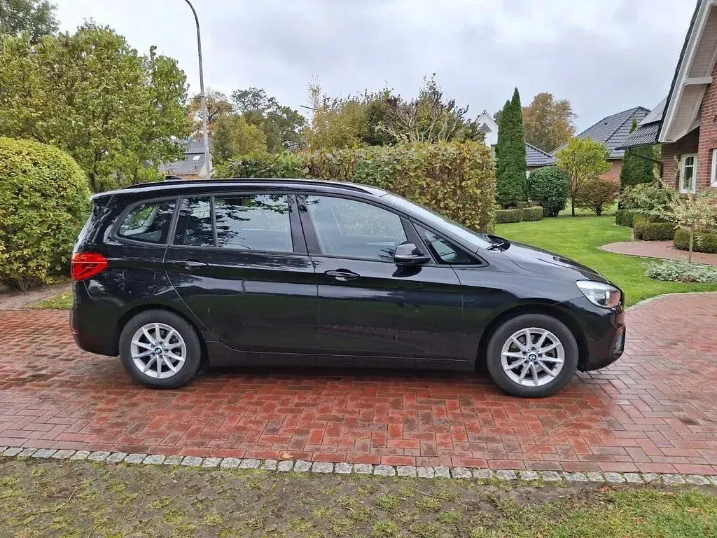 Gebraucht BMW 216 Gran Tourer Advantage 102 PS (75 kW) 2016 Schwarz Van / Kleinbus
