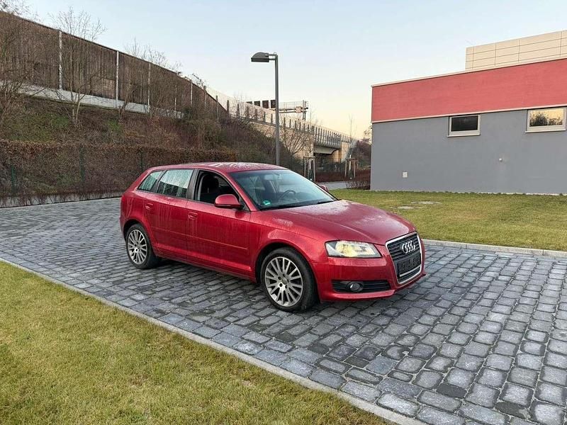 Gebraucht Audi A3 160 PS (117 kW) 2009 Rot Limousine
