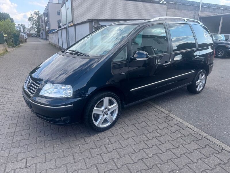 Schwarz Gebraucht 2010 VW Sharan United Van / Kleinbus | 8.499 € (Fairer Preis) - Bild 1/4