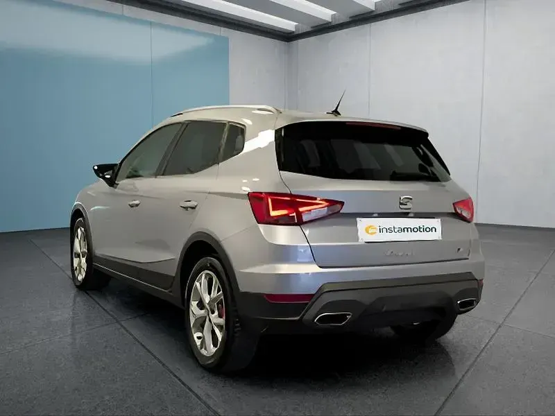 Gebraucht Seat Arona FR 150 PS (110 kW) 2023 Silber SUV
