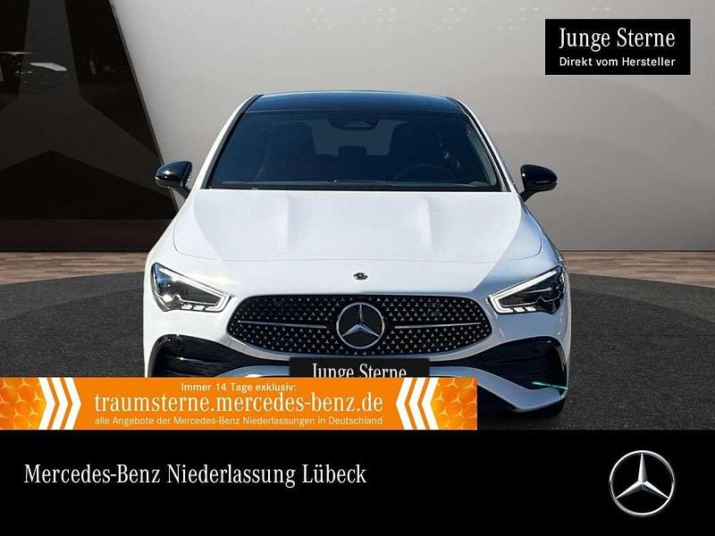 Polarweiß Gebraucht 2024 Mercedes CLA200 AMG Coupé | 38.990 € (Fairer Preis) - Bild 1/3
