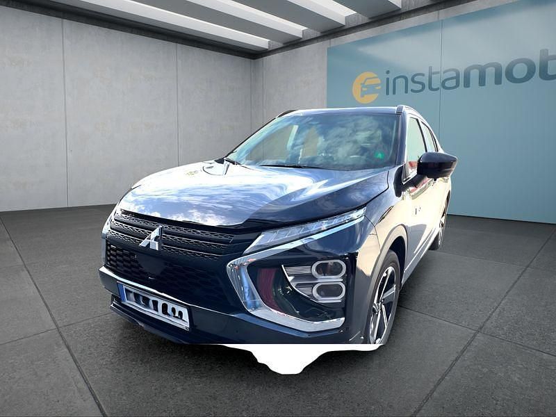 Schwarz Gebraucht 2022 Mitsubishi Eclipse SUV | 25.549 € - Bild 1/4