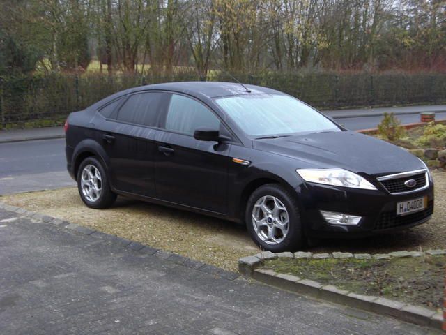 Gebraucht Ford Mondeo Trend 140 PS (102 kW) 2007 Schwarz metallic Limousine