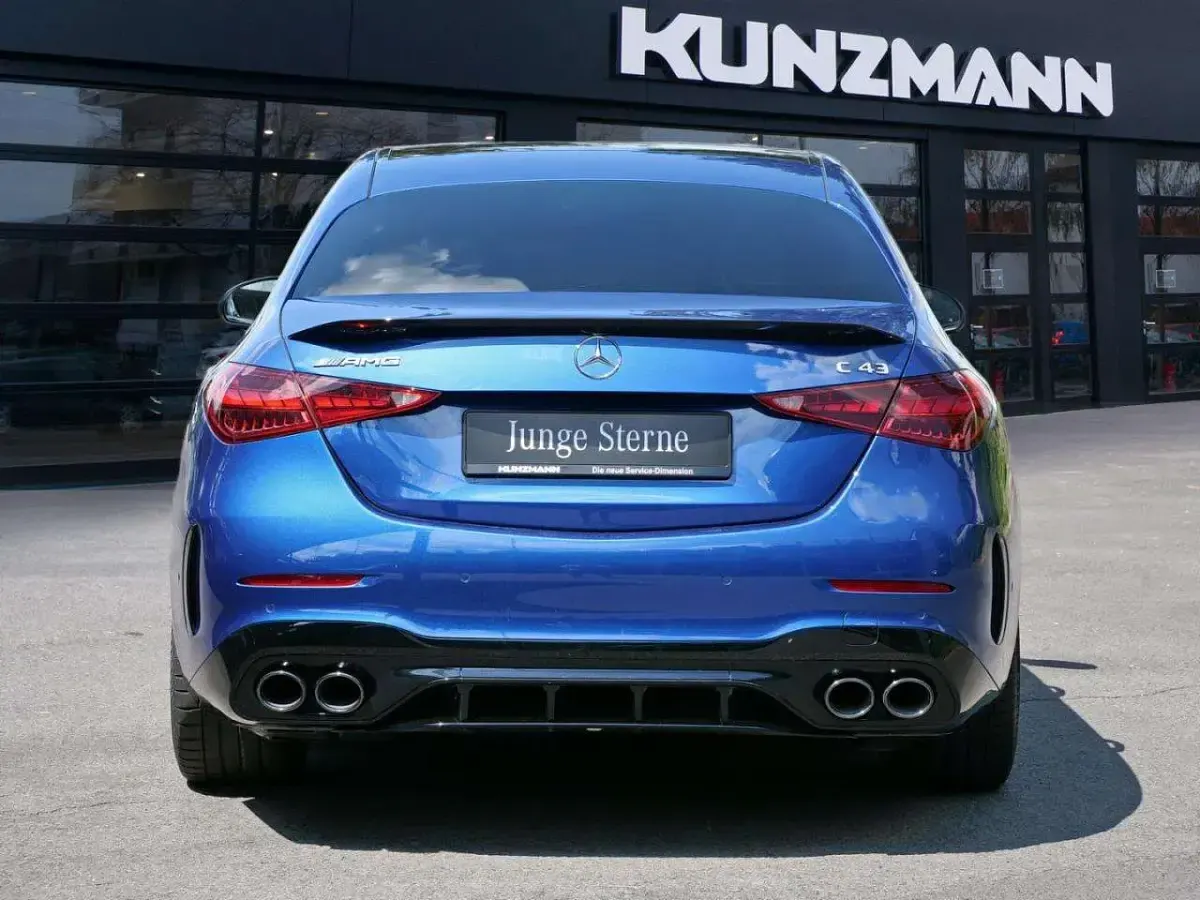 Gebraucht Mercedes C43 AMG AMG 408 PS (300 kW) 2024 Spektralblau metallic Limousine