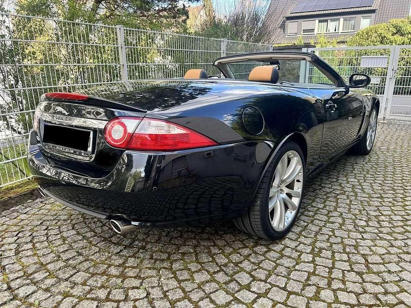 Używany Jaguar XK 258 KM (189 kW) 2009 Czarny Kabriolet