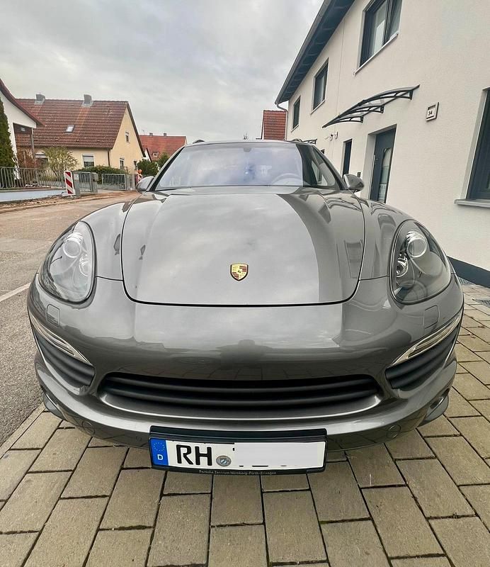 Gebraucht Porsche Cayenne S 400 PS (294 kW) 2012 Grau SUV