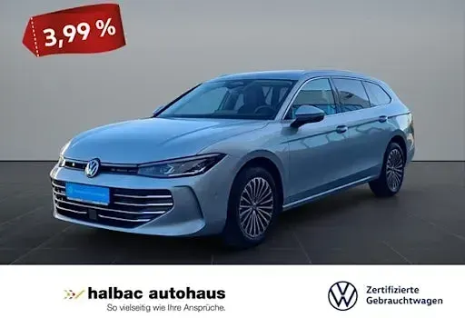 Gebraucht VW Passat Elegance 150 PS (110 kW) 2025 Oyster silver metallic Kombi