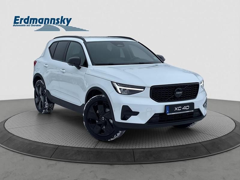 Gebraucht Volvo XC40 Plus 163 PS (119 kW) 2026 Schwarz SUV