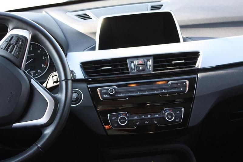 Gebraucht BMW X1 Advantage 150 PS (110 kW) 2017 Schwarz SUV