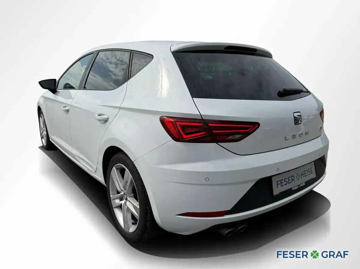 Gebraucht Seat Leon FR 125 PS (91 kW) 2017 Nevada weiss Limousine