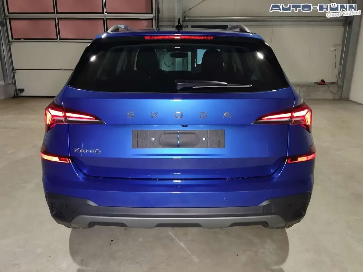 Neu Skoda Kamiq Selection 116 PS (85 kW) 2026 Raceblau metallic SUV