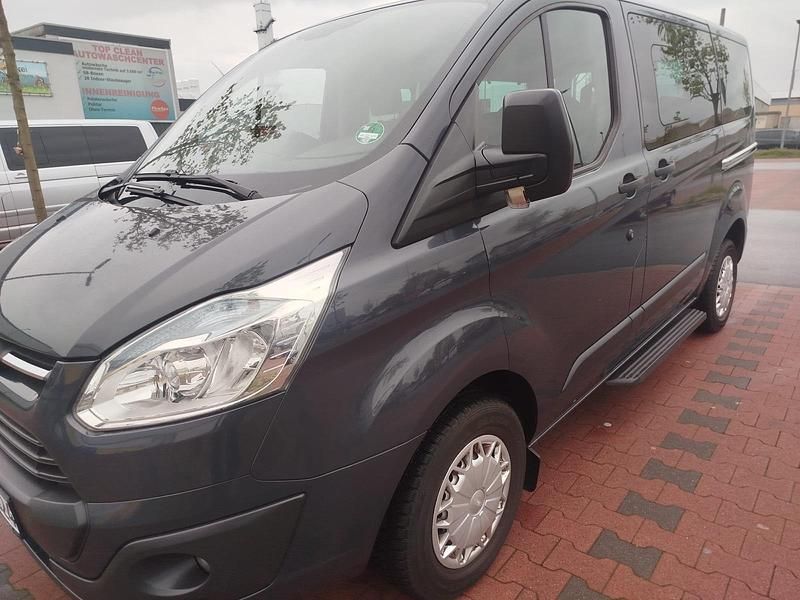 Gebraucht Ford Transit Tourneo 125 PS (91 kW) 2013 Andere farben Van / Kleinbus
