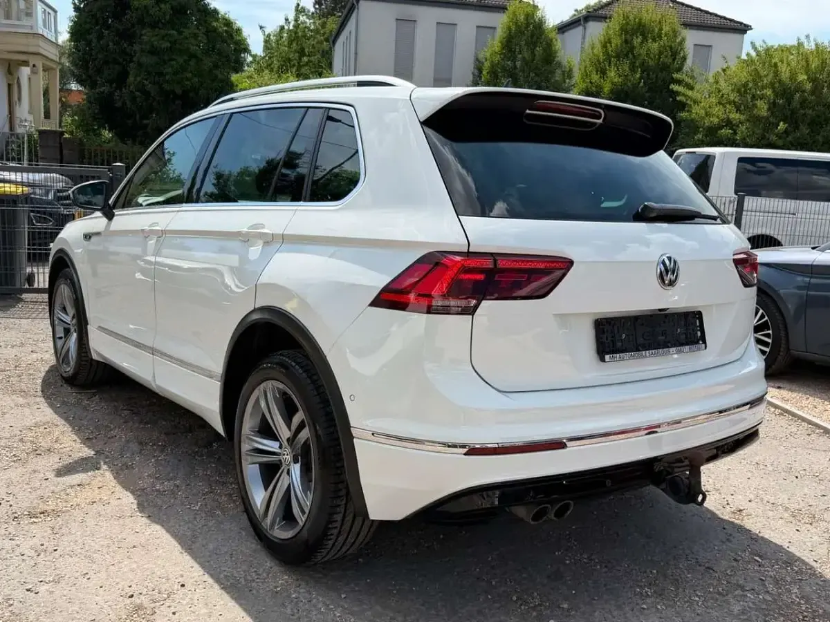 Gebraucht VW Tiguan Highline 190 PS (139 kW) 2019 Pure white SUV