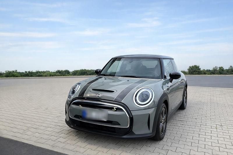 Grau Gebraucht 2022 Mini Cooper SE Kleinwagen | 16.500 € (Guter Preis) - Bild 1/2