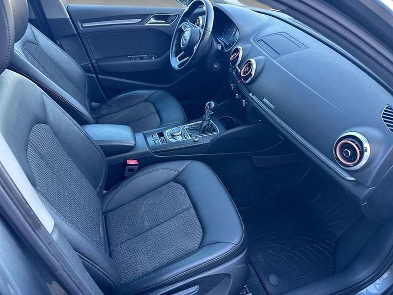 Gebraucht Audi A3 Design 150 PS (110 kW) 2017 Monsoon gray metallic Kombi