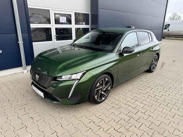 Gebraucht Peugeot 308 Allure 131 PS (96 kW) 2022 Grün Limousine