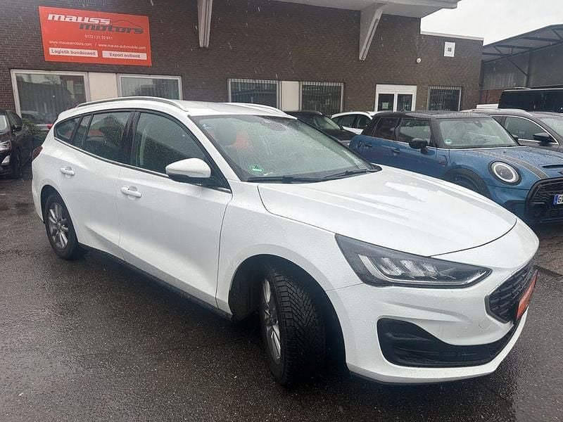 Gebraucht Ford Focus Titanium 116 PS (85 kW) 2023 Weiß Limousine