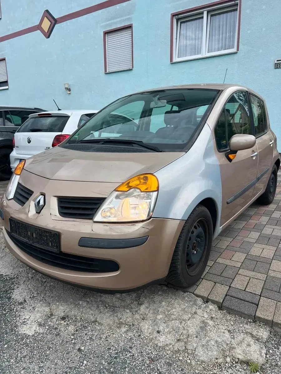 Gebraucht Renault Modus 88 PS (64 kW) 2005 Gold Van / Kleinbus