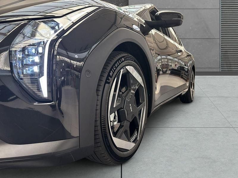 Neu Kia EV4 Earth 150 kW (204 PS) 2025 Schwarz Kleinwagen