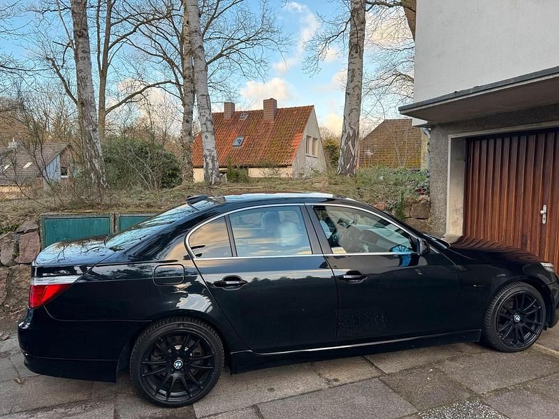 Gebraucht BMW 520 170 PS (125 kW) 2008 Schwarz Limousine