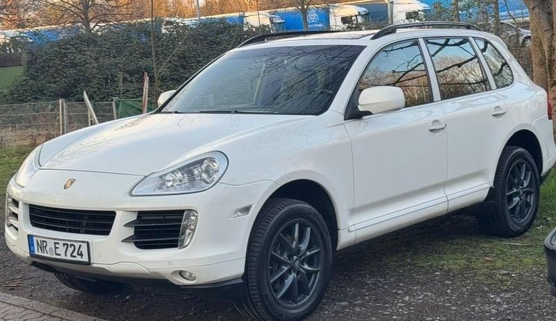 Weiß Gebraucht 2009 Porsche Cayenne SUV | 9.990 € (Etwas zu teuer) - Bild 1/1