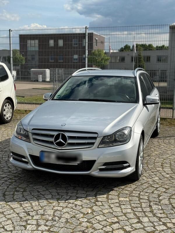 Silber Gebraucht 2013 Mercedes C220 Kombi | 9.900 € (Fairer Preis) - Bild 1/4