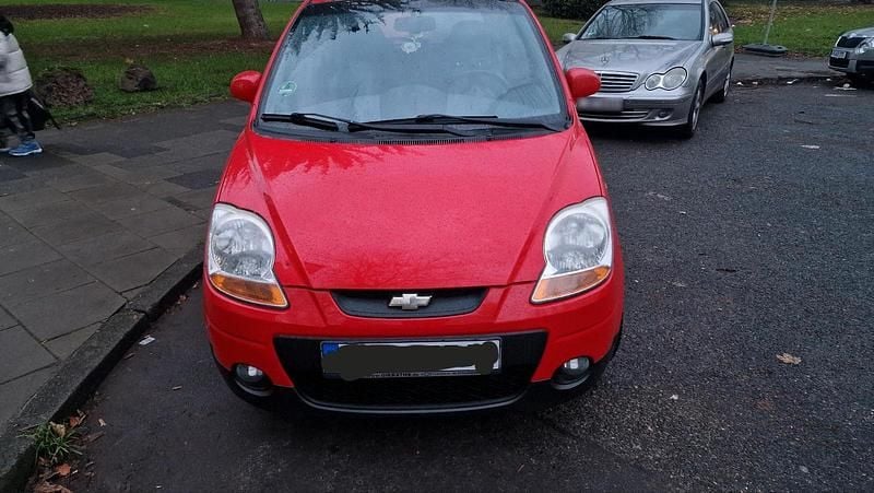 Gebraucht Chevrolet Matiz 60 PS (44 kW) 2008 Rot Kleinwagen