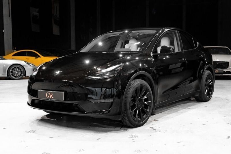 Schwarz Gebraucht 2021 Tesla Model Y Long Range SUV | 33.700 € (Fairer Preis) - Bild 1/4