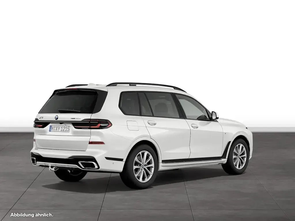 Gebraucht BMW X7 340 PS (250 kW) 2025 Weiß SUV