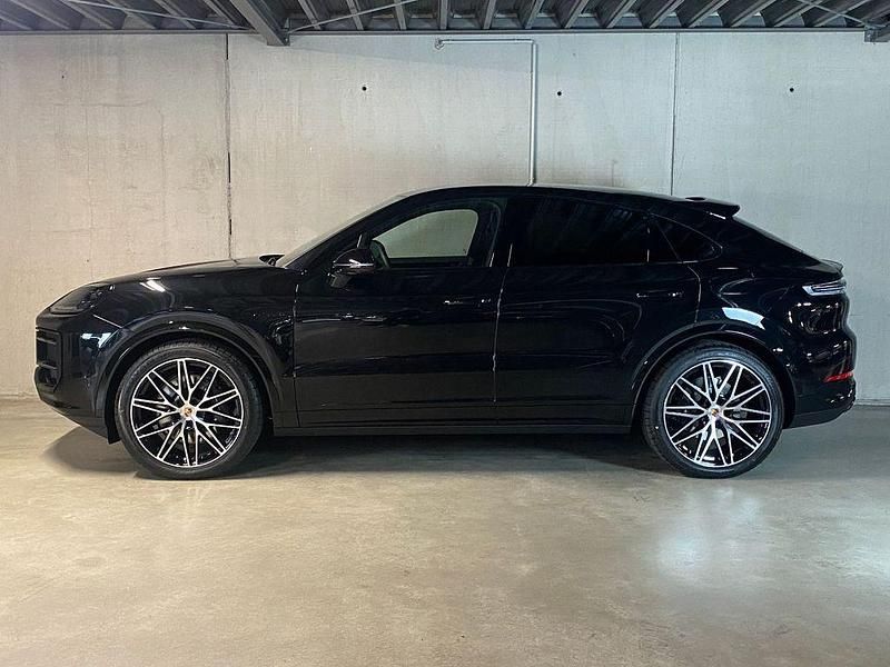 Neu Porsche Cayenne Black Edition 470 PS (345 kW) 2026 Schwarz SUV