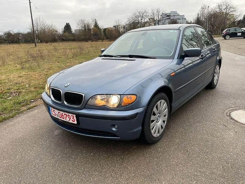 Gebraucht BMW 320 150 PS (110 kW) 2003 Blau Limousine