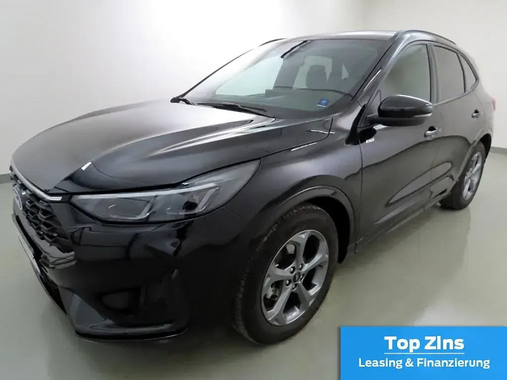 Second-hand Ford Kuga ST-Line 151 CP (111 kW) 2025 Negru SUV
