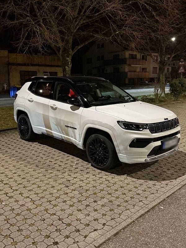 Gebraucht Jeep Compass 241 PS (177 kW) 2022 Weiß SUV