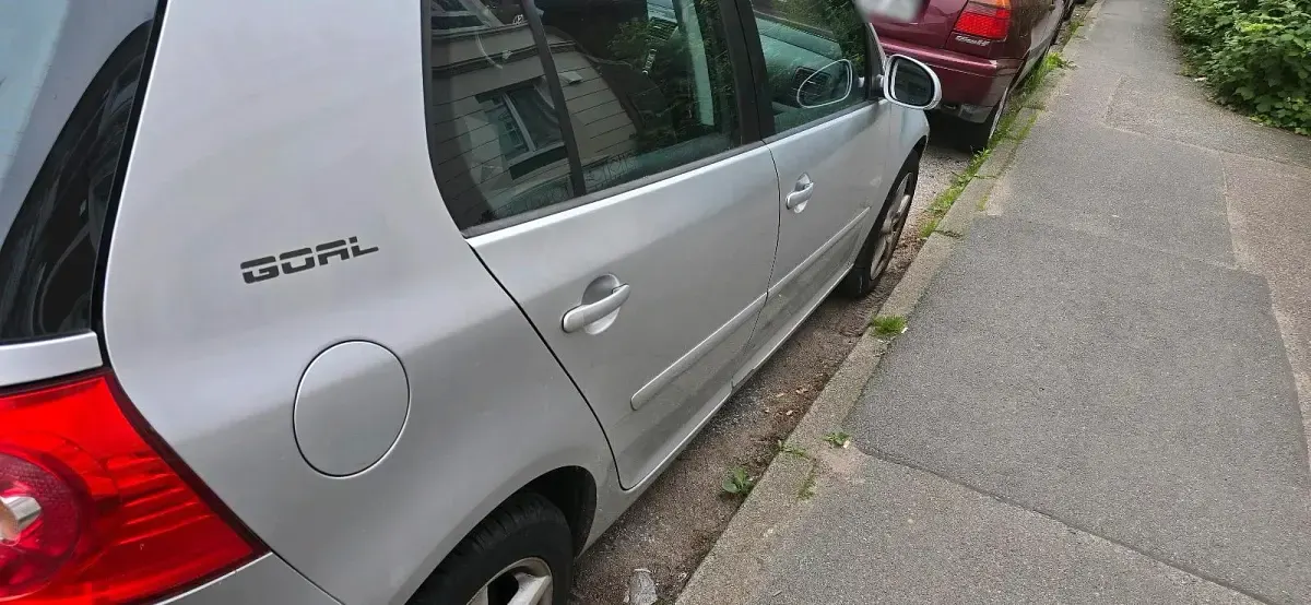 Gebraucht VW Golf V 81 PS (59 kW) 2006 Silber Kleinwagen