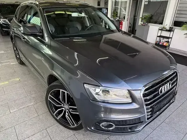 Gebraucht Audi Q5 S-Line 190 PS (139 kW) 2017 Daytonagrau SUV