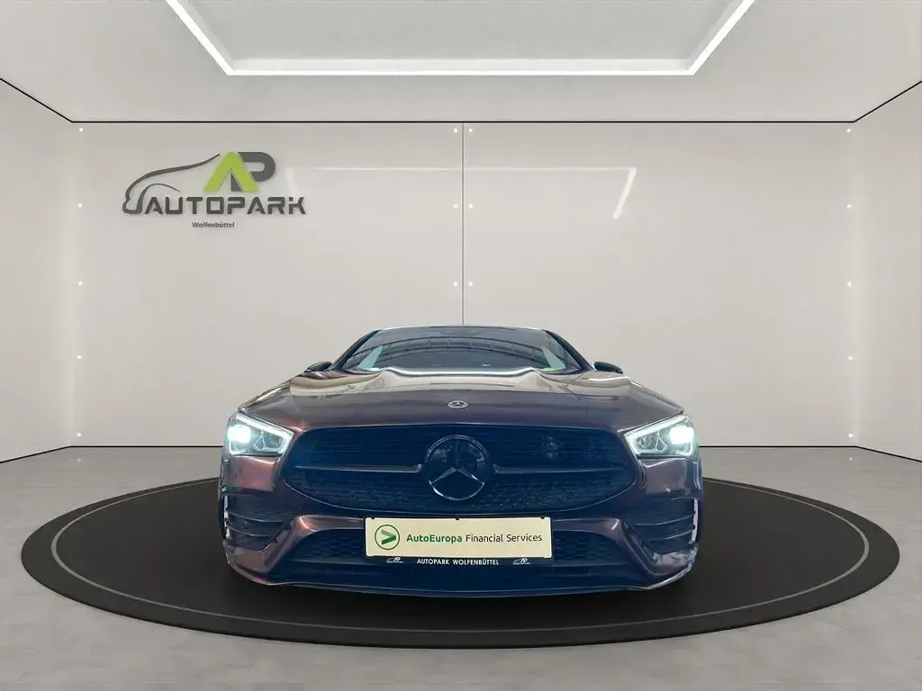 Gebraucht Mercedes CLA200 AMG line 163 PS (119 kW) 2020 Rot Limousine