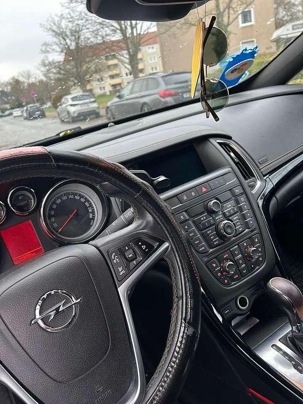 Gebraucht Opel Cascada Innovation 165 PS (121 kW) 2014 Cabrio