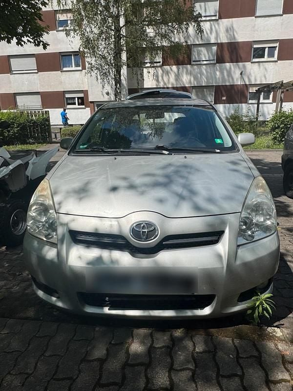 Silber Gebraucht 2008 Toyota Corolla Verso Van / Kleinbus | 2.500 € (Fairer Preis) - Bild 1/4