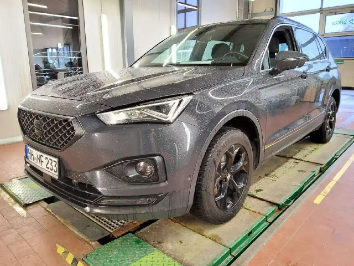 Gebraucht Seat Tarraco Style 150 PS (110 kW) 2023 Grau SUV