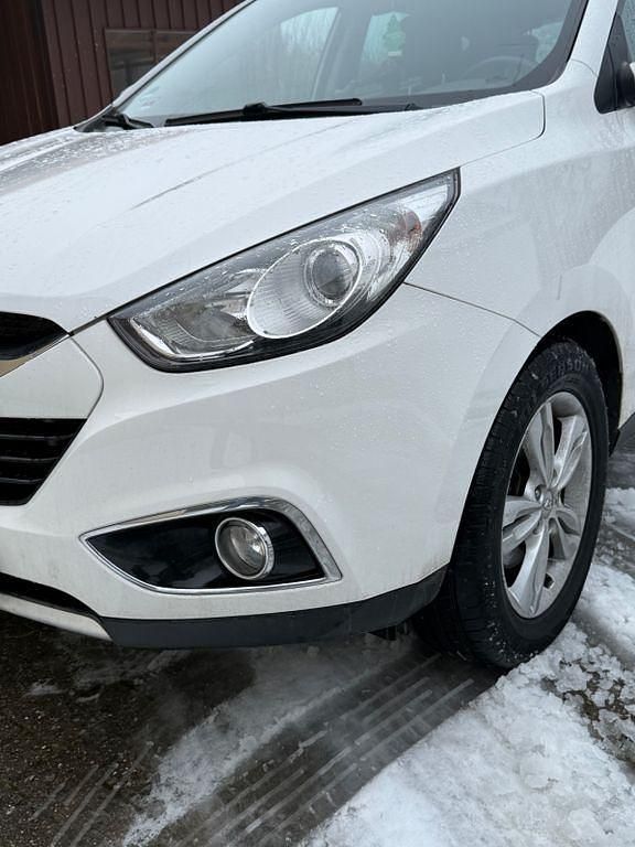 Gebraucht Hyundai ix35 Premium 184 PS (135 kW) 2011 Weiß SUV