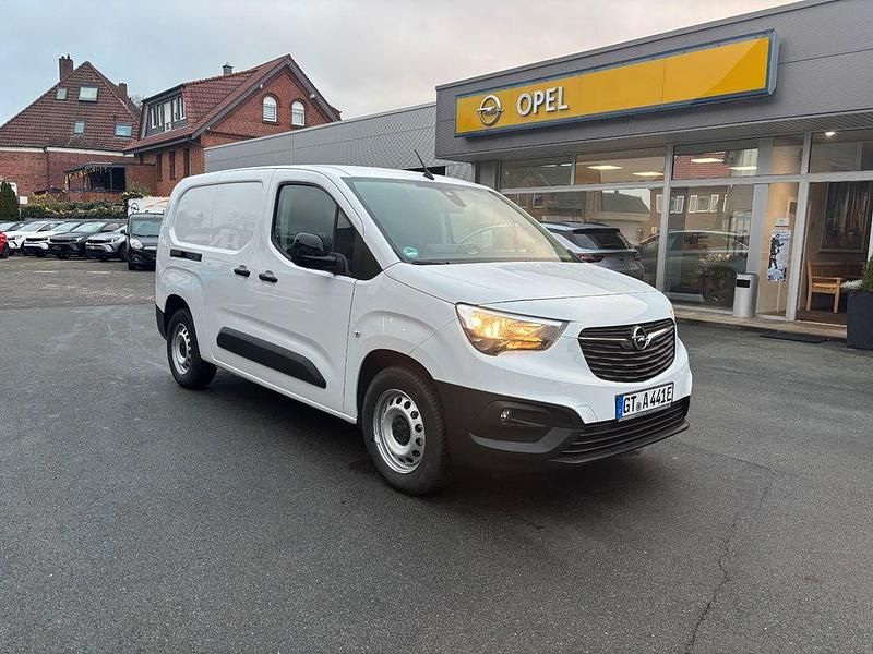 Gebraucht Opel Combo-e Life XL Edition 100 kW (136 PS) 2024 Weiß Limousine