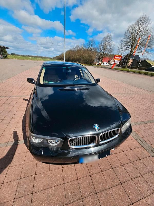 Gebraucht BMW 745 333 PS (244 kW) 2002 Schwarz Limousine
